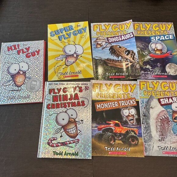 Fly Guy Childrens Books Set of 7 Christmas Dinosaurs Space Sharks Boy Youth - Picture 1 of 4